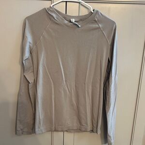 Athleta Momentum Shine Seamless Taupe Shimmer Long Sleeve Athletic Top Medium